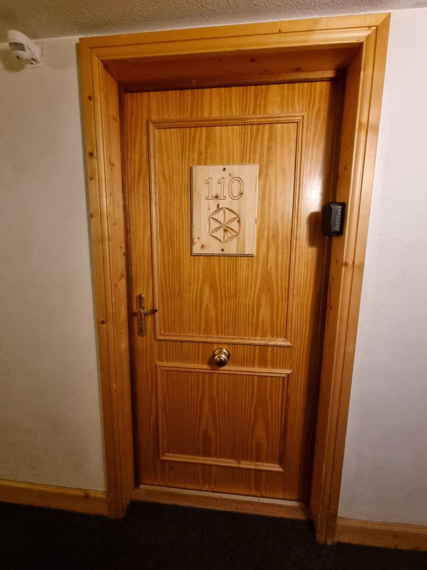 Appartement T2-5 Couchages L'Ecrin Des Orres 1800 レ・ゾル エクステリア 写真